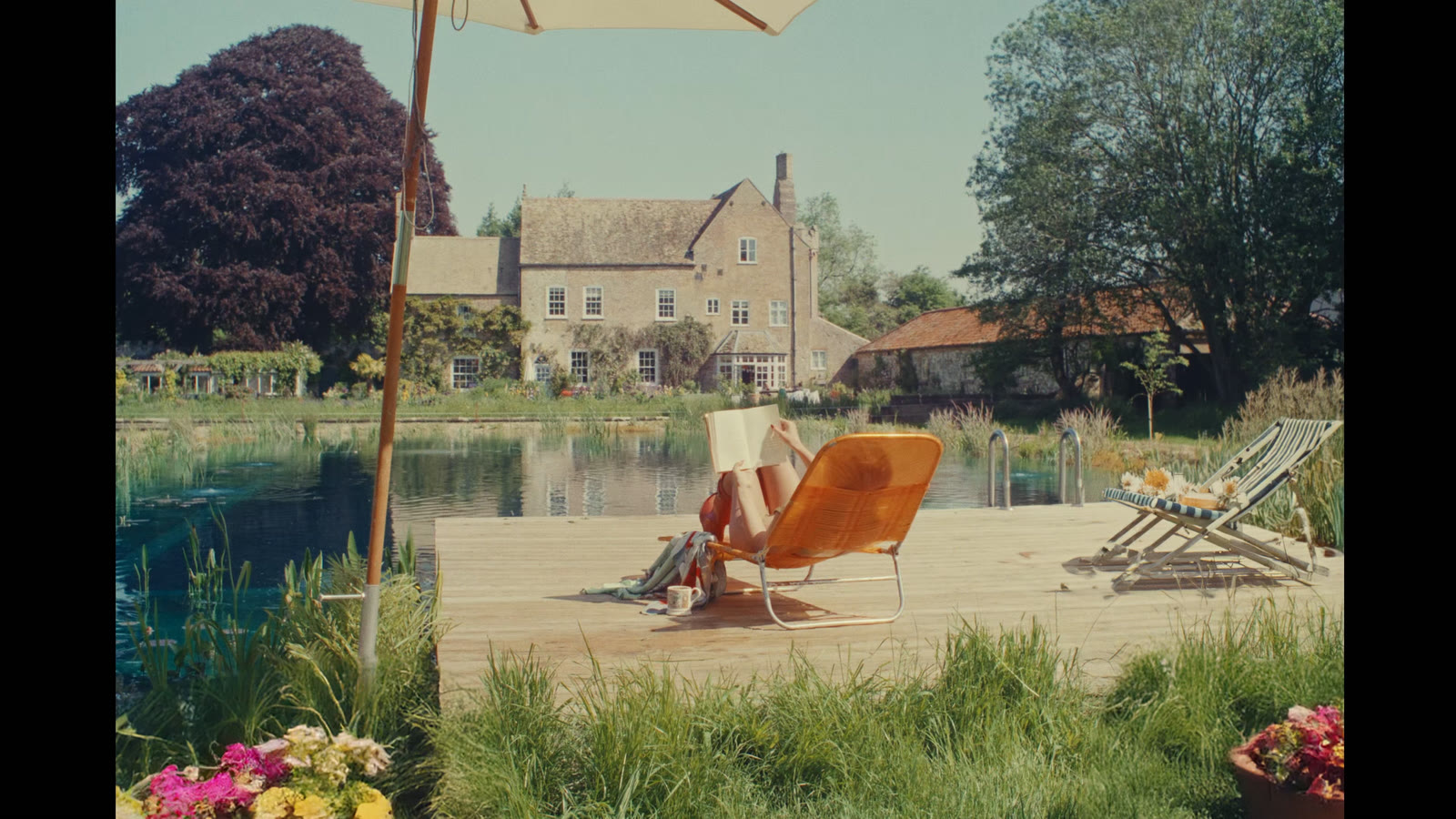 Bikini - Concept Film still 2