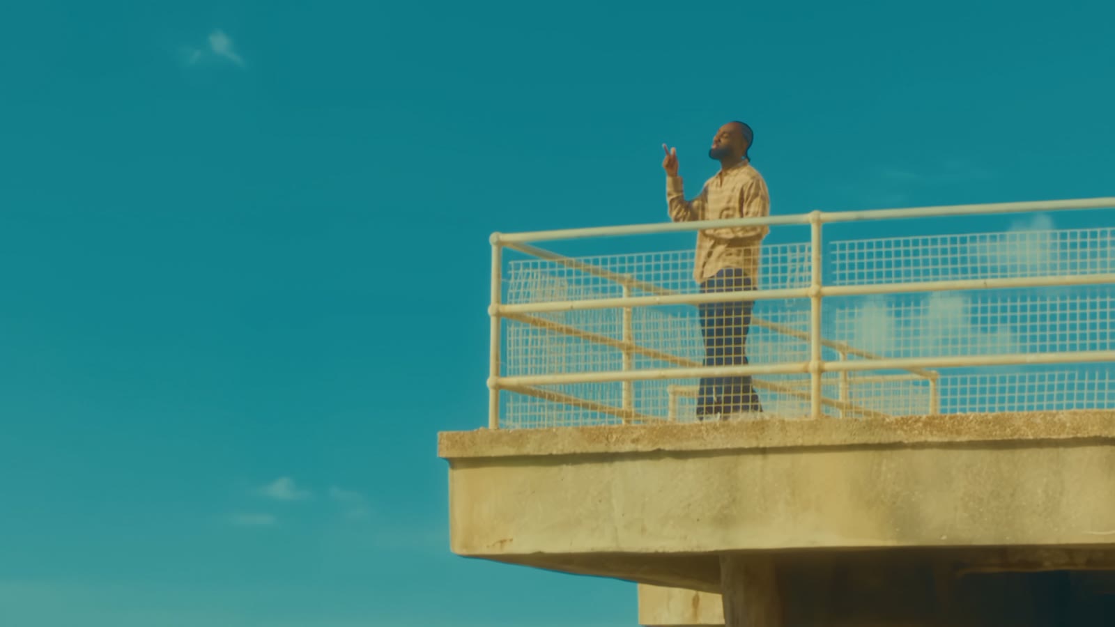 Venice ft. Maverick Sabre - Kofi Stone still 2