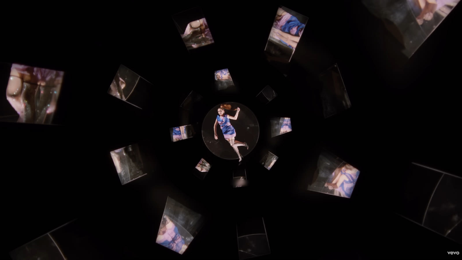 Reasons - Mimi Webb still frame